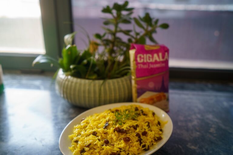 Foto de Arroz com passas: Uma combinação doce e saborosa